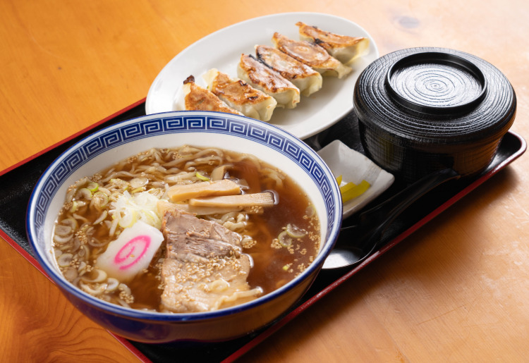 ラーメンと餃子のセット
